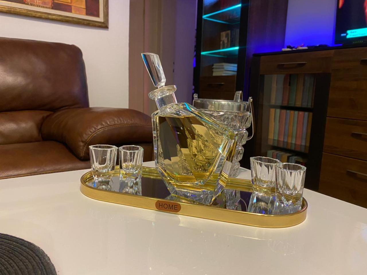 شقة Stylish King Downtown بودغوريتْسا المظهر الخارجي الصورة